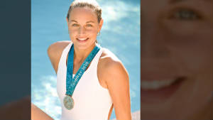 Medalist Olympic Swimmer SLAMS Chlorine